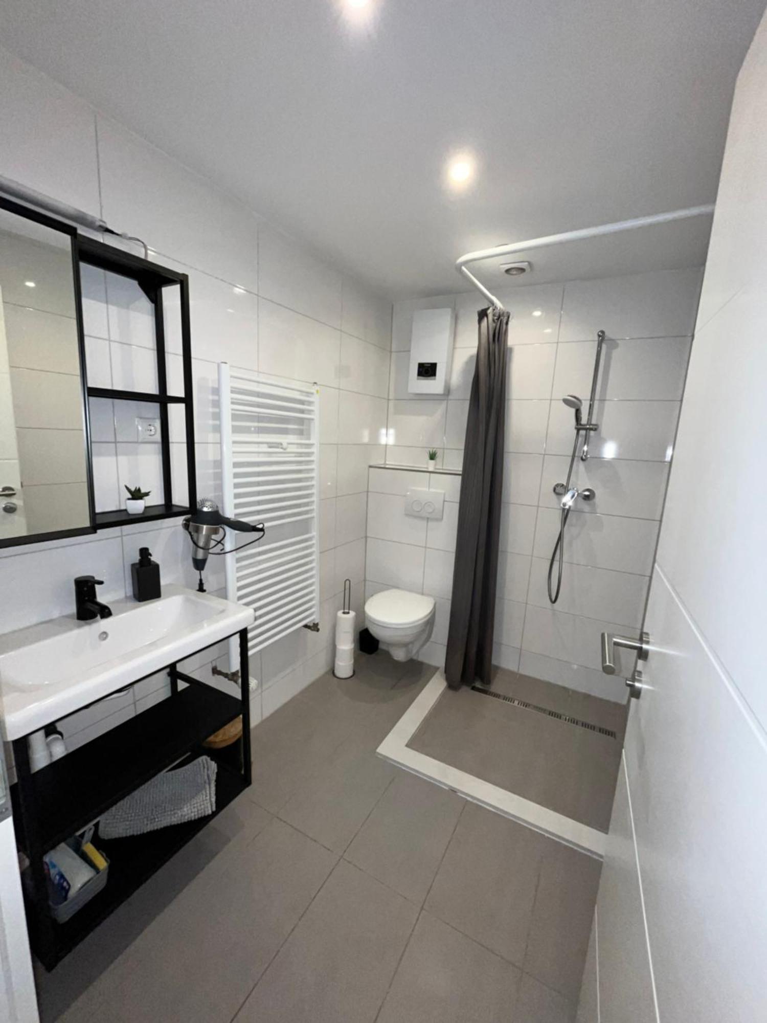 Apartment Central 10B 40Qm Wi-Fi Free Parking Calm Back House Dortmund Zewnętrze zdjęcie